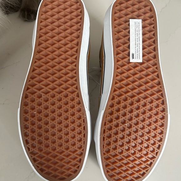 COPY - Men’s vans size 10 - Picture 5 of 5